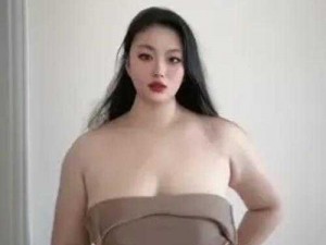 白嫩外女 BBWBBWBBW 大码女神，引领时尚新潮流